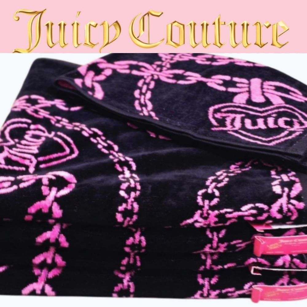 Juicy Couture Home Logo Chained Heart Oversized Plush Bath & Hand Towel Set- Bla